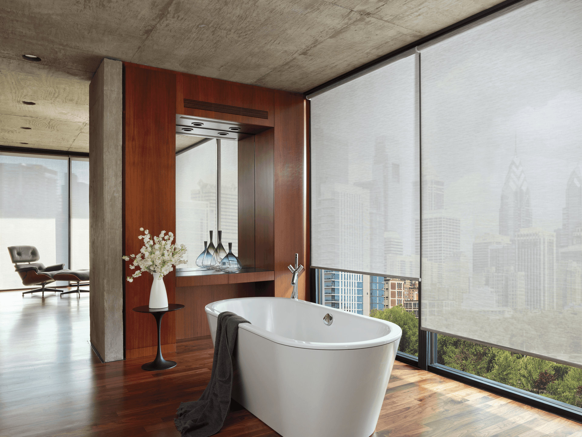 Bathroom Window Treatments: Sophisticated Choices